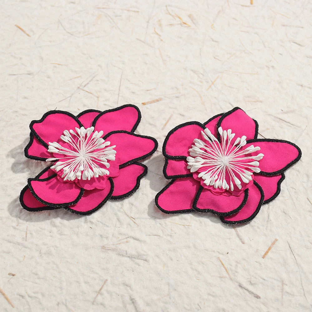 Contrast Flower Earrings